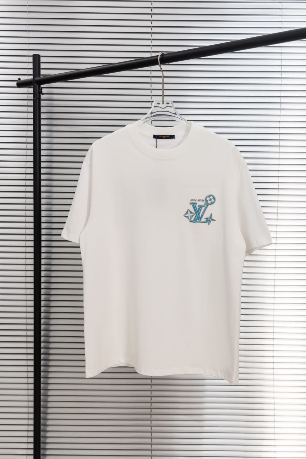 Louis Vuitton Key LV Graphic White
